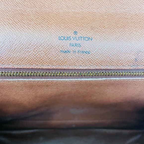 SOLD ONLINE - Picture 6 of 16